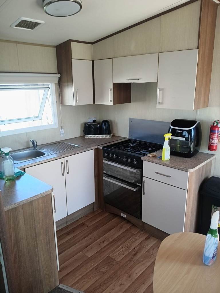 2 & 3 beds caravan 