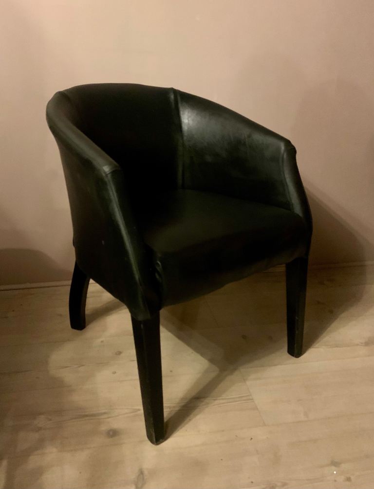Cafe restaurant pub bar tub chairs - Black faux Leather