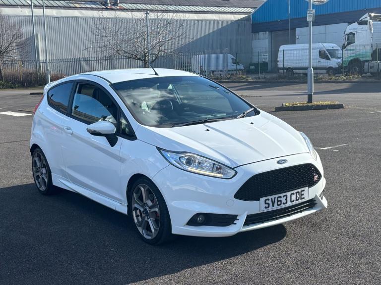 2013 Ford Fiesta 1.6 EcoBoost ST-2 3dr HATCHBACK Petrol Manual