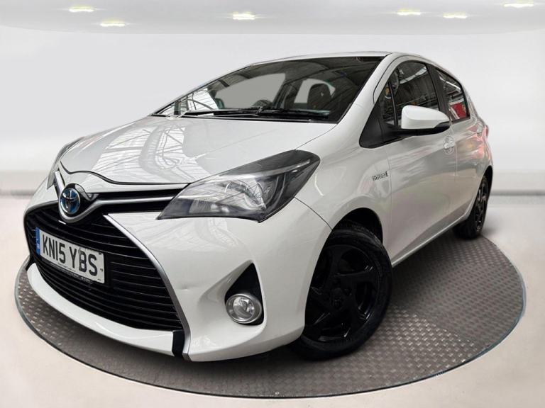TOYOTA YARIS 1.5 VVT-h Icon PETROL HYBRID AUTOMATIC 2015