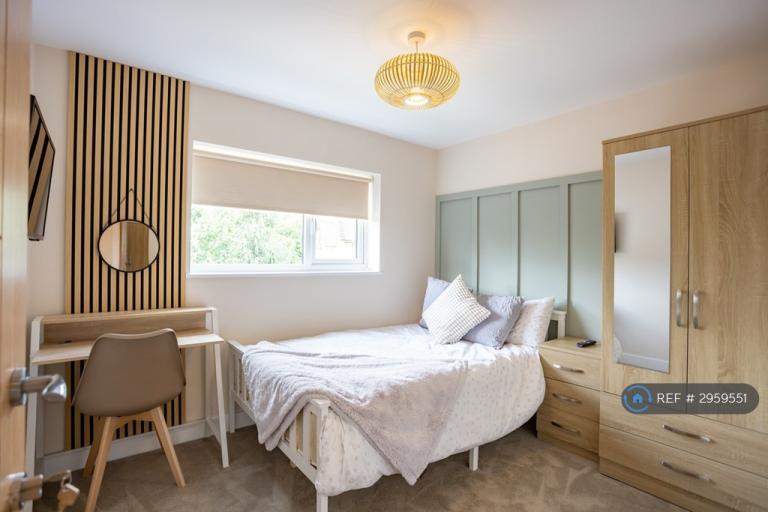 1 bedroom in Woodview Terrace, Bath, BA2 (#2959551)