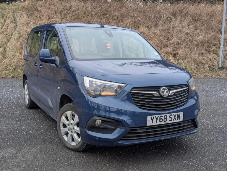 2019 Vauxhall Combo Life 1.5 Turbo D BlueInjection Energy Auto Euro 6 (s/s) 5dr MPV Diesel Automatic