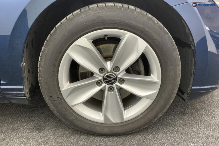 2021 Volkswagen Passat 2.0 TDI EVO SCR SE Nav 5dr ESTATE DIESEL Manual