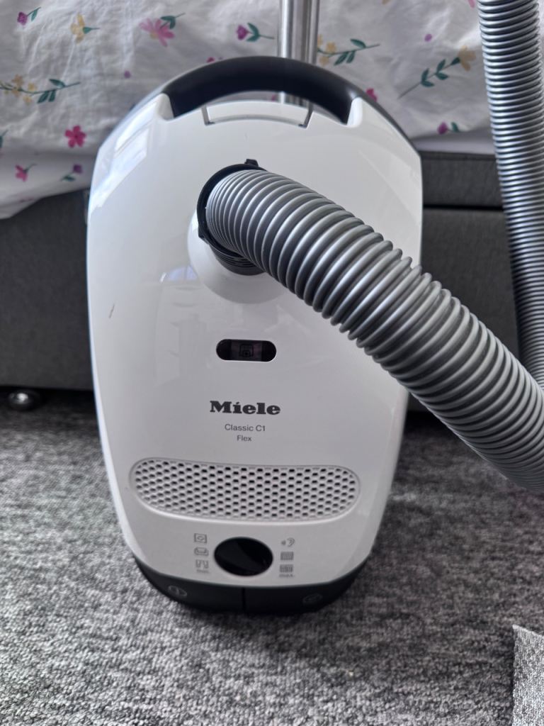 Miele Classic C1 Flex Vacuum Cleaner – Good Condition