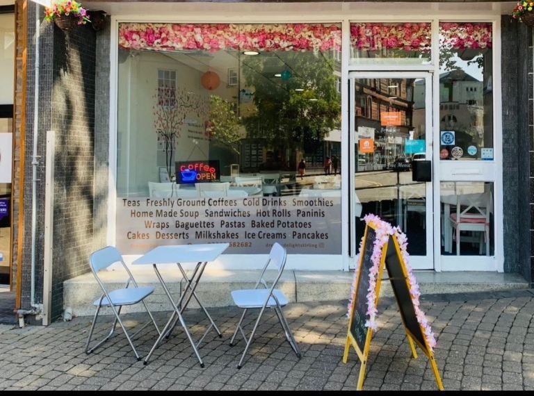 Nice cafe and restaurant with class 3 in city centre 