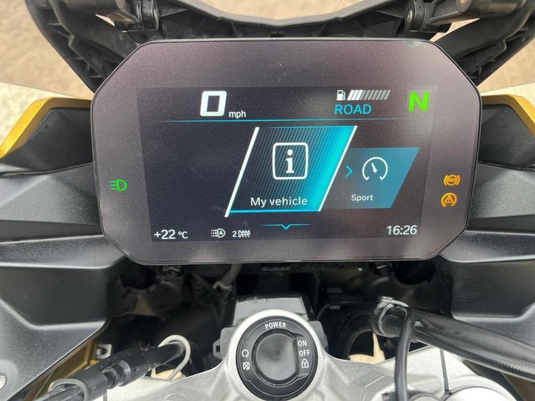 2021 70 BMW F 900 XR TE F900 ADVENTURE TOURER F900XR FULL LUGGAGE NEW MOT 14k