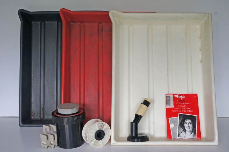 Darkroom Developing Trays and Film Tank Kit – Good Condition
