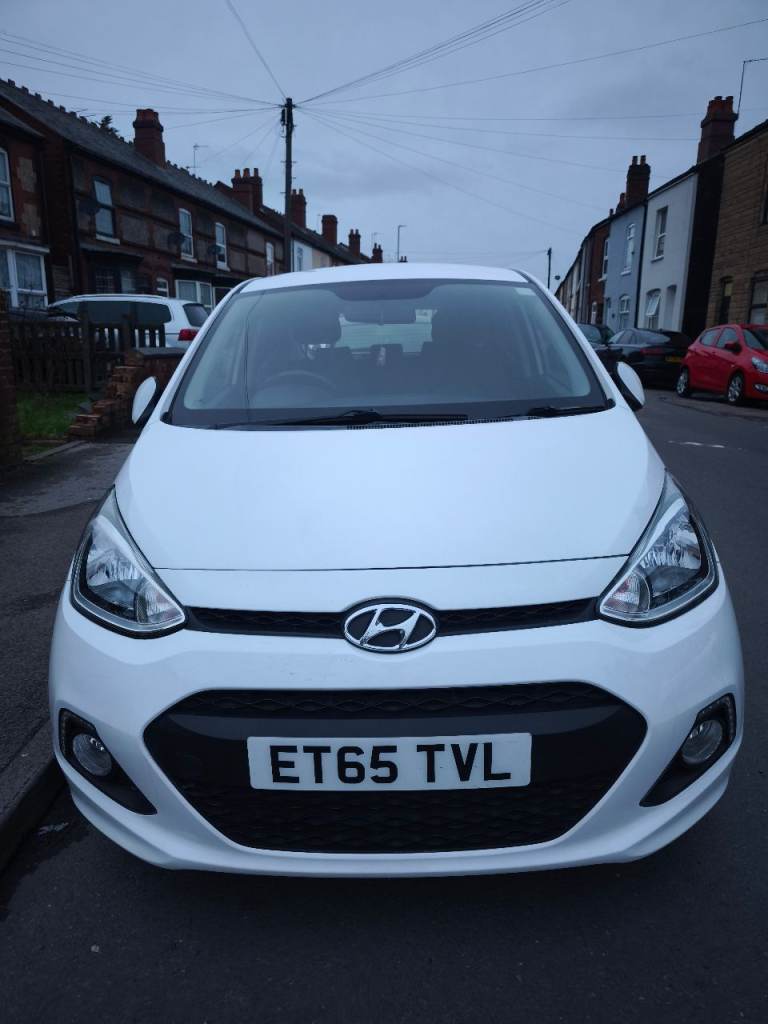 Hyundai i10 1.2 Premium 2016 Manual – Excellent Condition