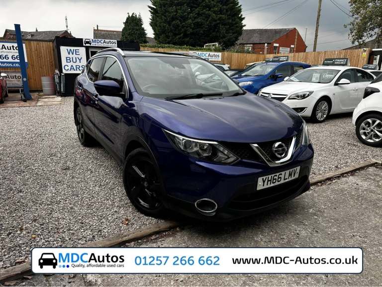 2016 Nissan Qashqai 1.6 dCi N-Connecta 5dr Automatic - SAT NAV - REVERSE CAMERA - LONG MOT HATCHB...