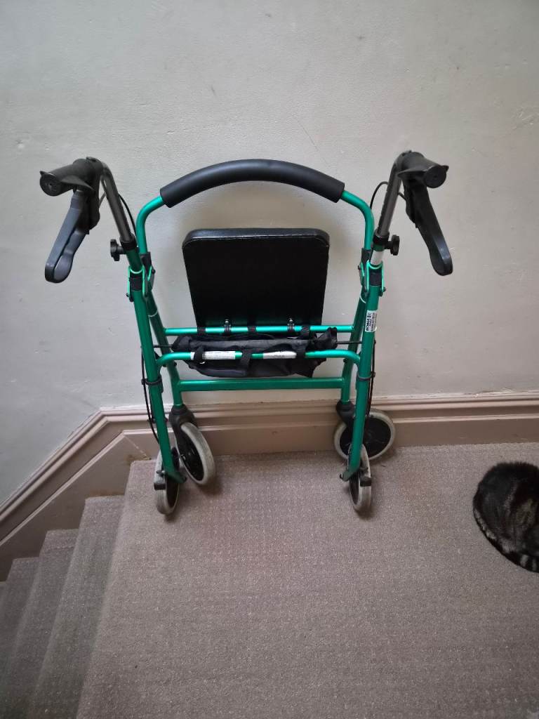 4 wheel walker  green