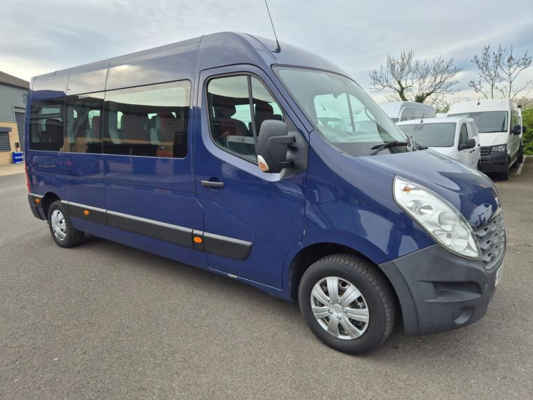 2014 Renault Master LM39dCi 125 Medium Roof 17 Seater NA Diesel Manual