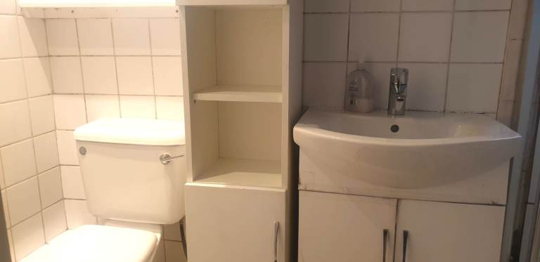 Newly Refurbish 3 BEDROOM PROPERTY is available in Southarrow - HA2  