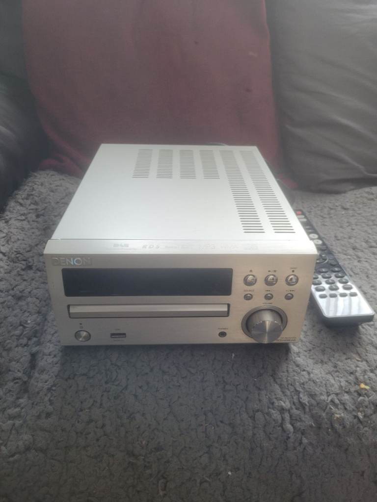 Denon RCD-M39DAB CD/MP3/USB Receiver with remote control spares or repair