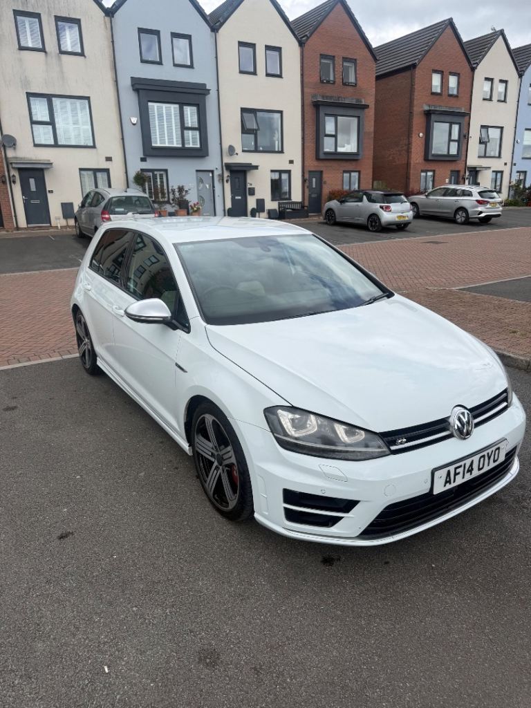 Volkswagen, GOLF, Hatchback, 2014, Semi-Auto, 1984 (cc), 5 doors