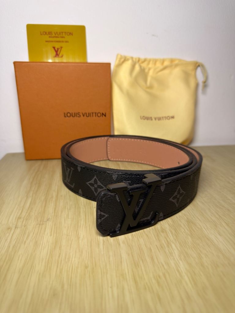 Louis Vuitton Monogram Belt – Excellent Condition with Box
