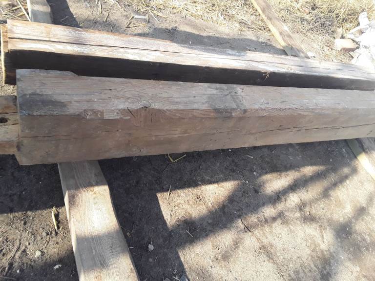 Reclaimed 200 years old, solid pine beam. 7 feet long.