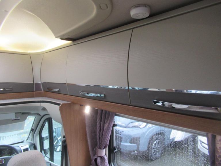 Auto Trail Tracker FB