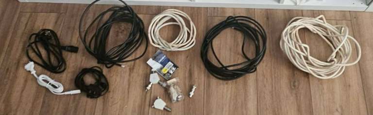 Free freeview tv Satellite cable male female connectors  and power leads