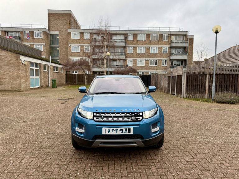 Land Rover Evoque 2.2D AUTO