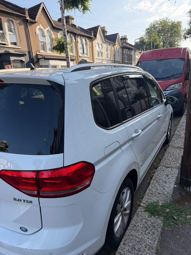 Volkswagen, TOURAN, MPV, 2017, Manual, 1968 (cc), 5 doors