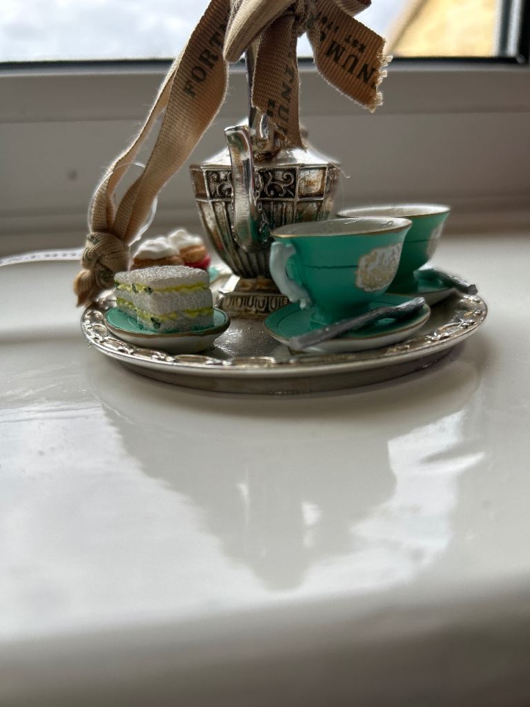 Fortnum and Mason Cute Miniature Tea Set Ornament on Tray