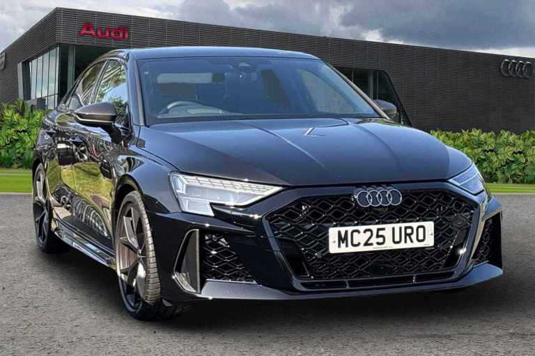 2025 Audi RS3 RS 3 TFSI Quattro Carbon Black 4dr S Tronic Saloon Petrol Automatic