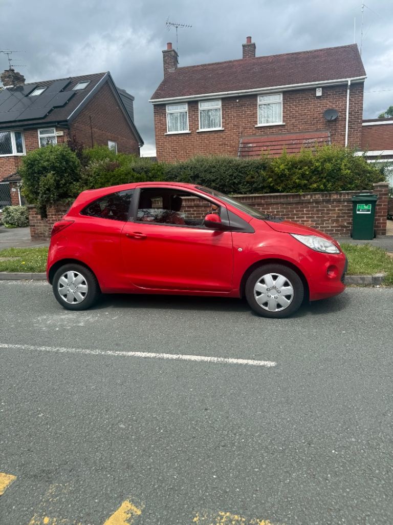 Ford, KA, Hatchback, 2012, Manual, 1242 (cc), 3 doors