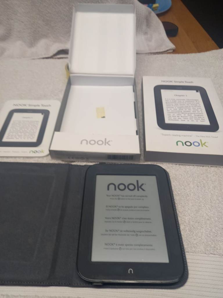 Nook simple touch.