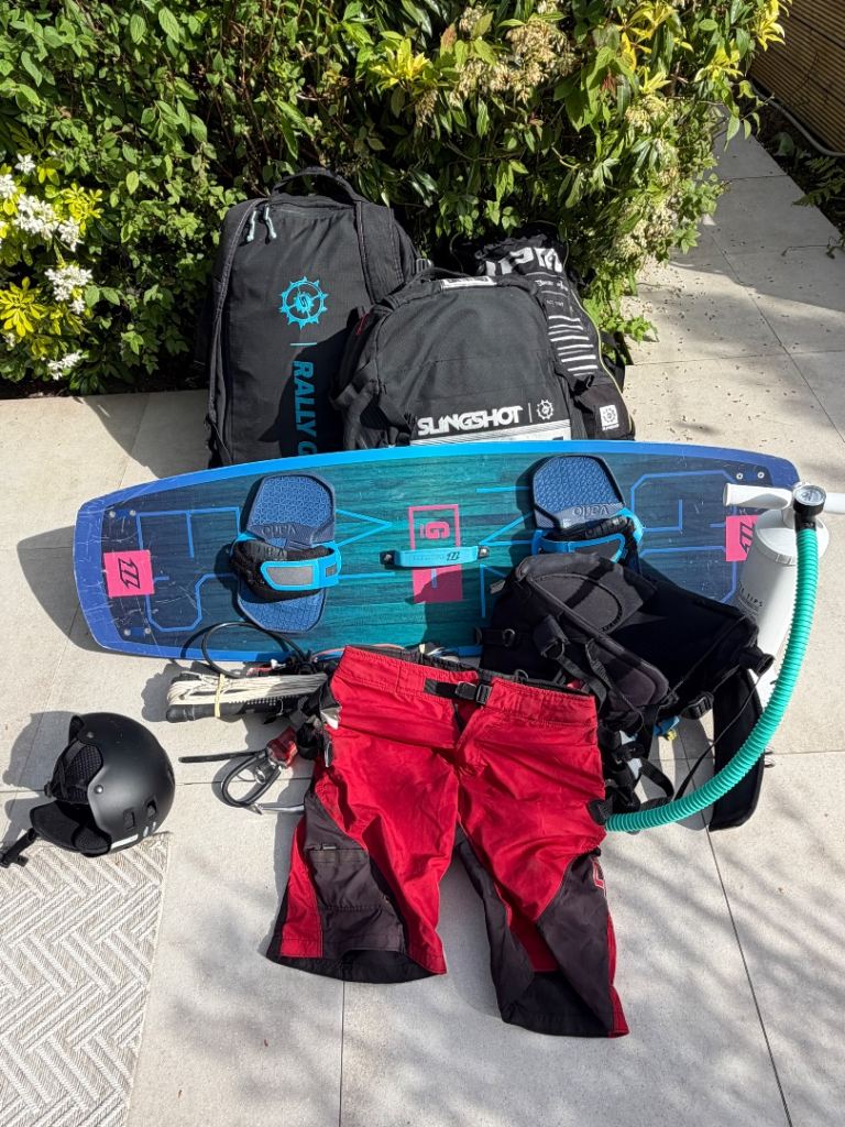 Slingshot KITESURF kites (kitesurfing) 