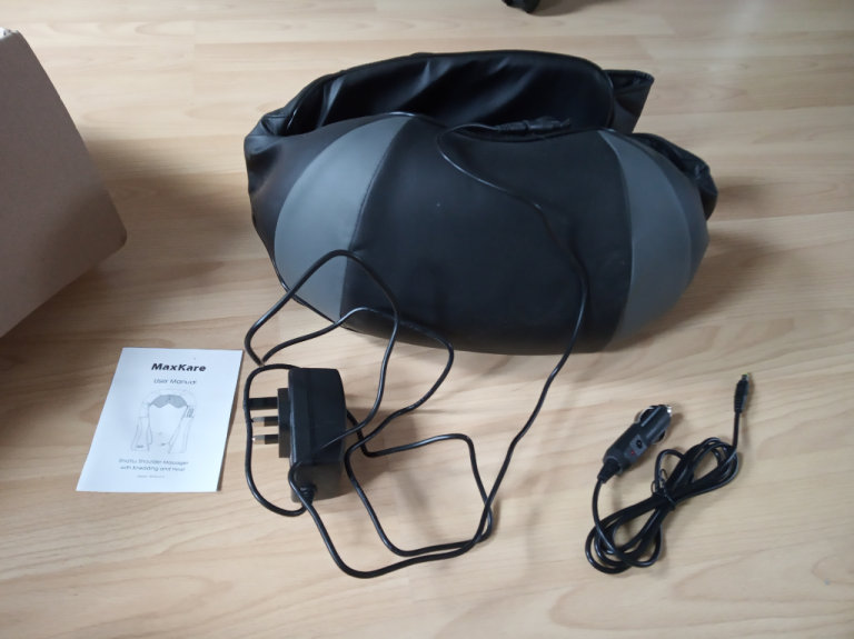 New Max Kare Shiatsu Shoulder Massager with Kneading and Heat
