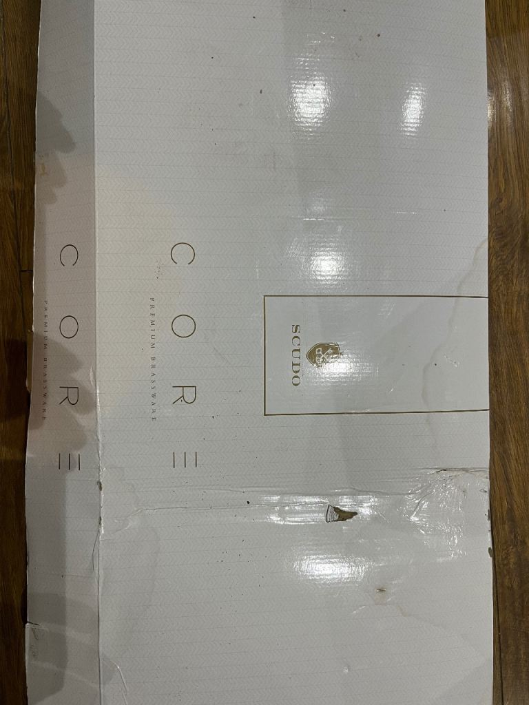 Core premium brassware free standing bath tap