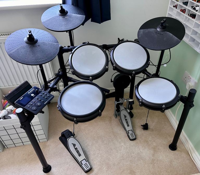 Alesis Nitro Max Kit Compact Electric Drum Kit