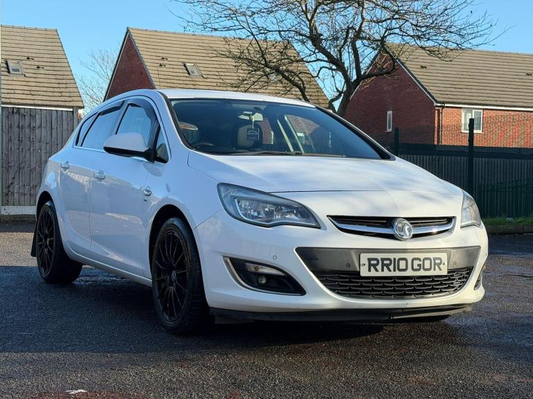 2014 Vauxhall Astra 1.7 CDTi ecoFLEX SRi Euro 5 (s/s) 5dr HATCHBACK Diesel Manual