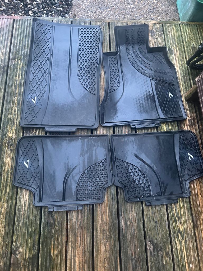 BMW 7 series rubber floor mats 