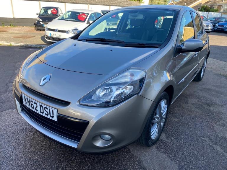2013 Renault Clio 1.2 16V Dynamique TomTom 5dr HATCHBACK Petrol Manual