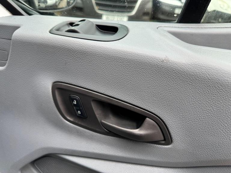 2016 Ford Transit 2.2 TDCi 350 Panel Van 5dr Diesel Manual RWD L4 H3 Euro 5 (DRW) (155 ps) PANEL ...