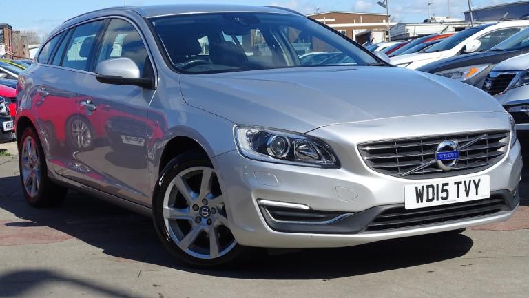 VOLVO V60 1.6 SE Lux D2 (115hp) Silver Auto Diesel 2015