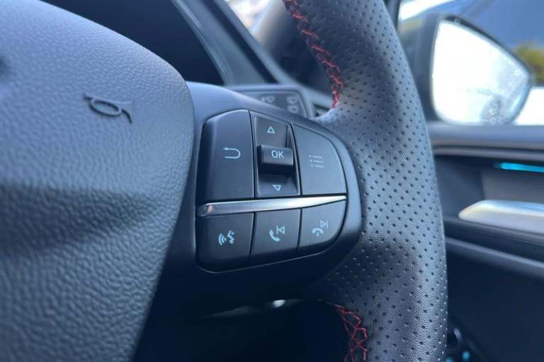 2024 Ford Focus ST-LINE X | Heated Seats/Wheel | B+O Audio | Sync 4 Touchscreen Navigation  Hatch...