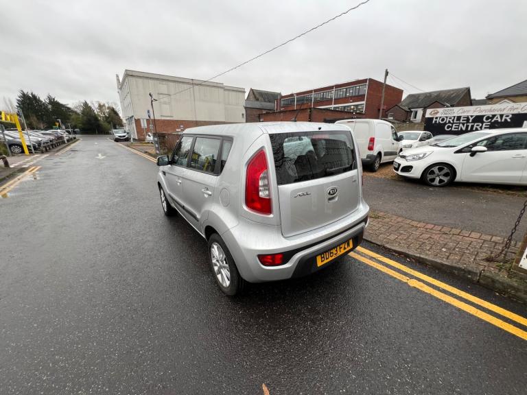 2013 Kia Soul 1.6 CRDi 2 5dr Auto HATCHBACK Diesel Automatic
