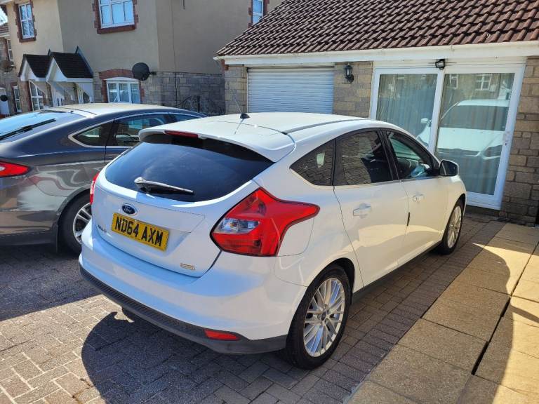 Ford, FOCUS, Hatchback, 2014, Manual, 998 (cc), 5 doors