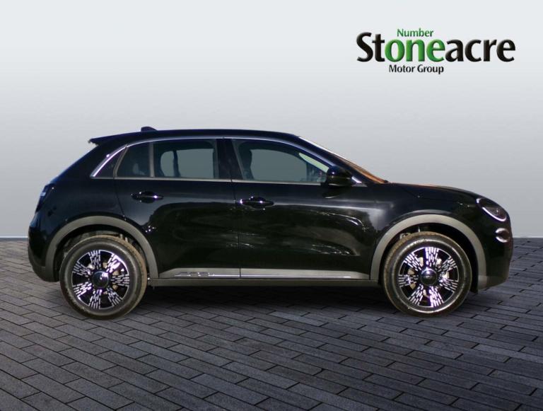 2025 Fiat 600 1.2 Hybrid 48V 136 5dr eDCT-6 HATCHBACK PETROL Automatic