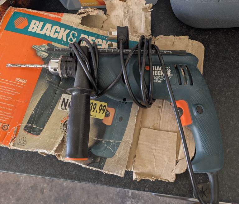 Black & Decker 650W Corded Drill – Good Working Order