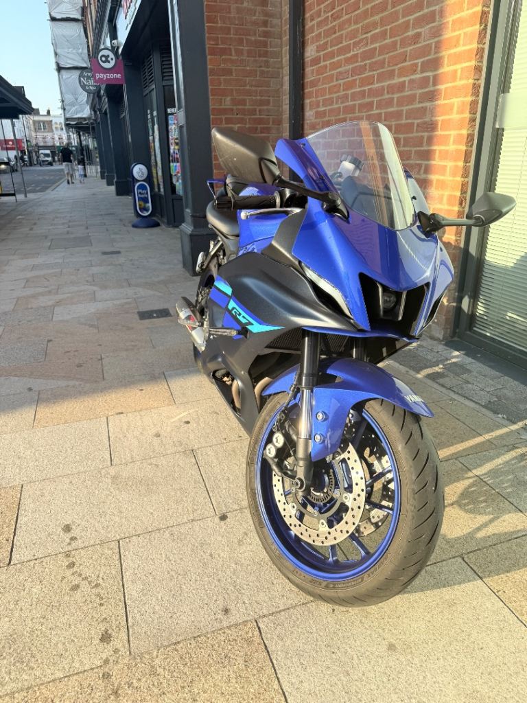Yamaha R7 2026 689 (cc)