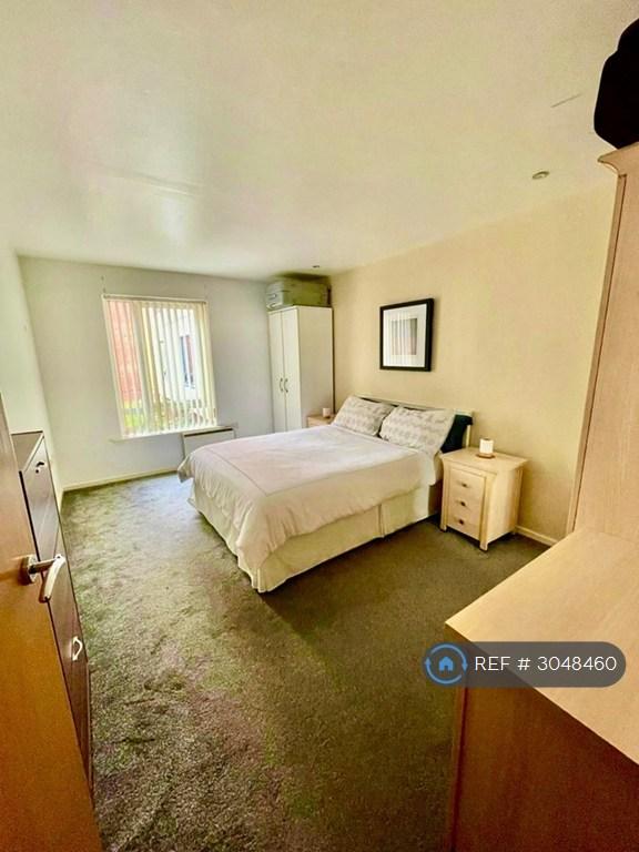 1 bedroom flat in The Citadel, Manchester, M4 (1 bed) (#3048460)
