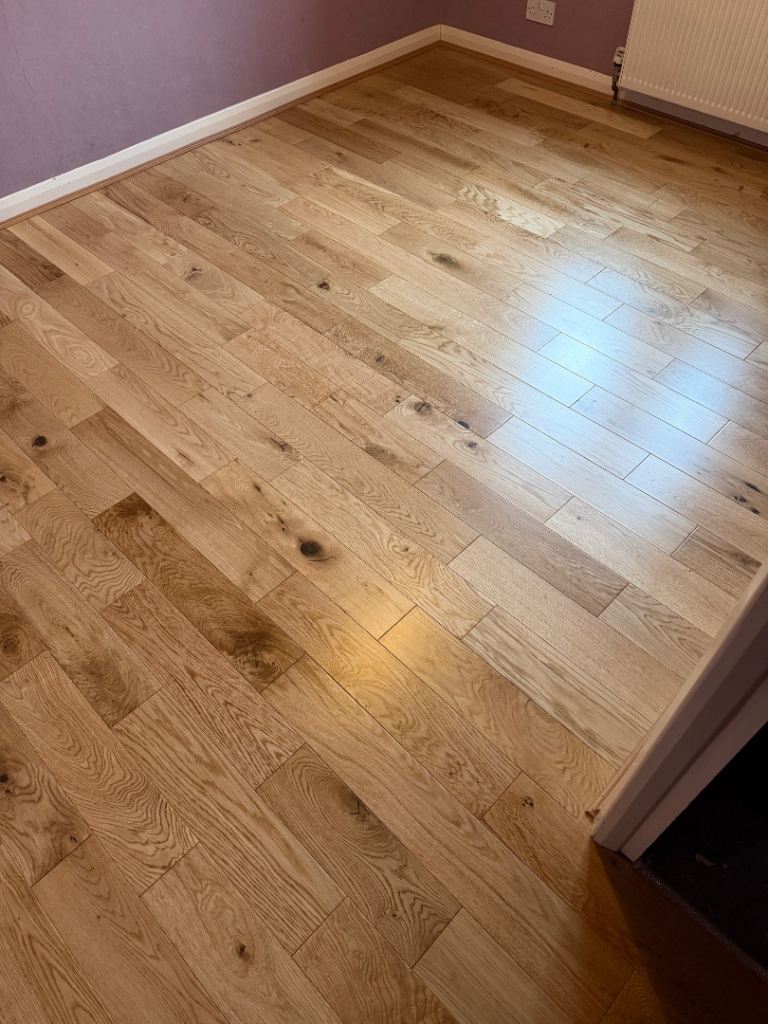 We do All type of flooring carpeting,laminate flooring etc.carpet installer/ technician.