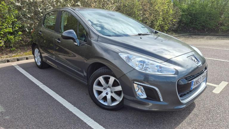 2013 Peugeot 308 1.6 HDi 92 Active 5dr [Sat Nav] HATCHBACK DIESEL Manual
