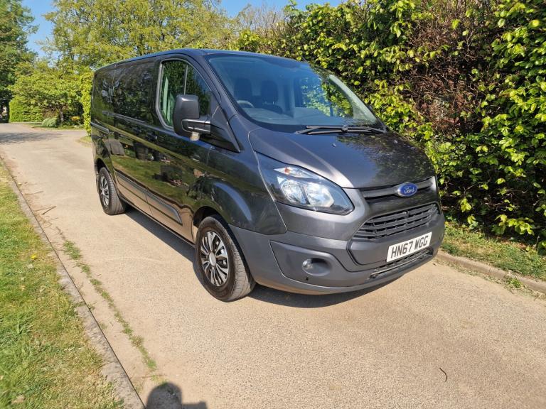2018 Ford Transit Custom 2.0 TDCi 105ps aircon wrkshop van inverter racking 113k FSH long mot no ...