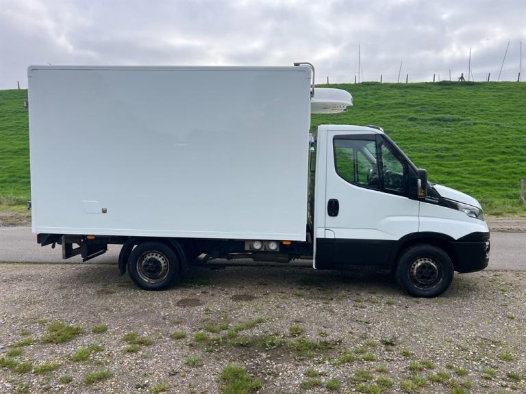 2019 Iveco Daily 35S14 FRIDGE/FREEZER VAN AUTOMATIC Temperature controlled Diesel Semi Automatic