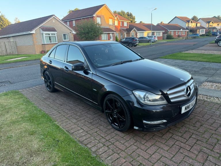 Mercedes-Benz, C CLASS, Blue Efficiency Saloon, 2011, Semi-Auto, 1796 (cc), 4 doors