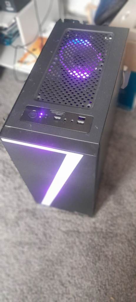 Gaming computer 